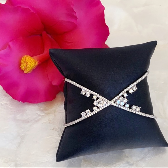 Platinum Plated AAA+ CZ Criss Cross Cuff Bracelet - Picture 1 of 6